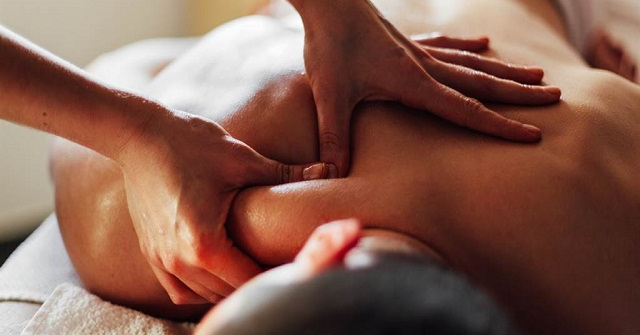 Nam nhân massage nhận kết đắng vì 