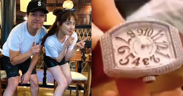 Nhã Phương đích thị là bà vợ hạnh phúc nhất Vbiz: Giữa đêm khoe loạt đồ hiệu chồng tặng kèm thư tay ngọt lịm