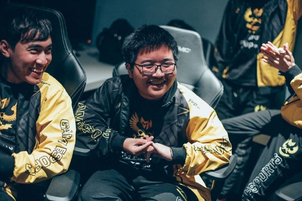 Hí hửng khi chung team với TheShy, Dia1 và Levi nhận “cú lừa” cực mạnh từ Kalista trong tay ngôi sao của Invictus Gaming