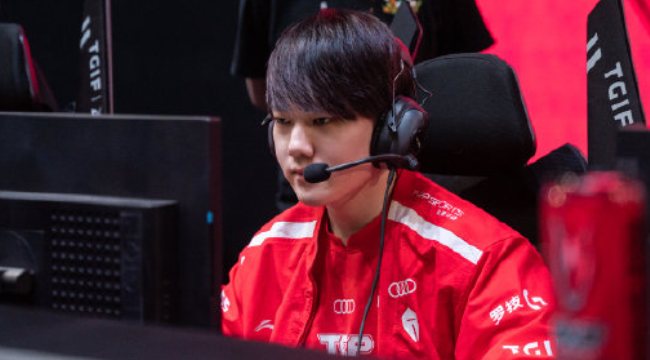 SofM khen JackeyLove đã làm hết sức, chỉ ra điểm yếu của Top Esports