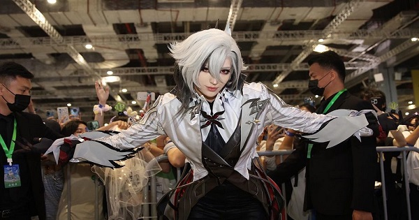 Đã tìm ra Cosplay nhân vật mới Arlecchino Genshin Impact 4.6 giống bản gốc nhất