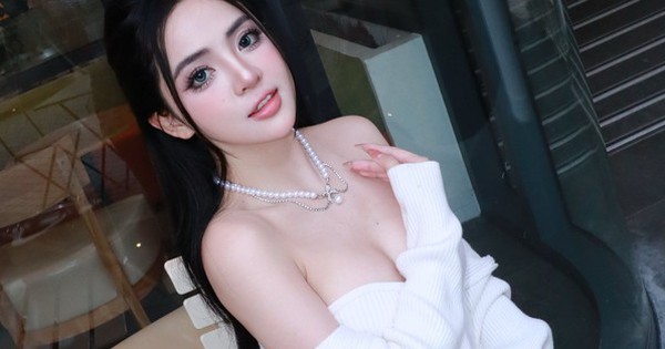 Không nhận ra nữ streamer từng khóc "ăn vạ" trên sóng, giao diện hiện tại gợi cảm khó cưỡng