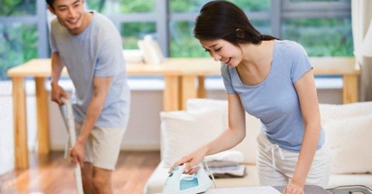 Cách thu phục ông chồng lười của những bà vợ thông minh