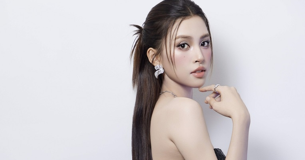 Mỹ nhân có "gương mặt kim cương" đẹp nhất Việt Nam, hoàn hảo mọi mặt chỉ trừ 1 điều