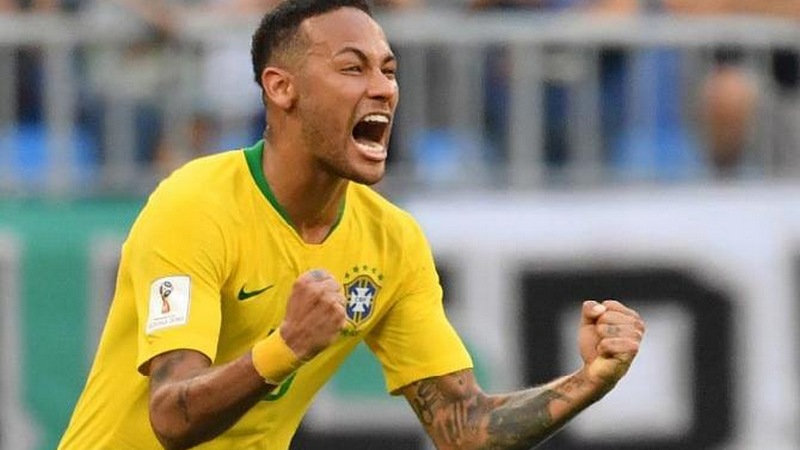 Vừa nhận được vé vào tứ kết, Neymar đã vội ăn mừng bằng CS:GO