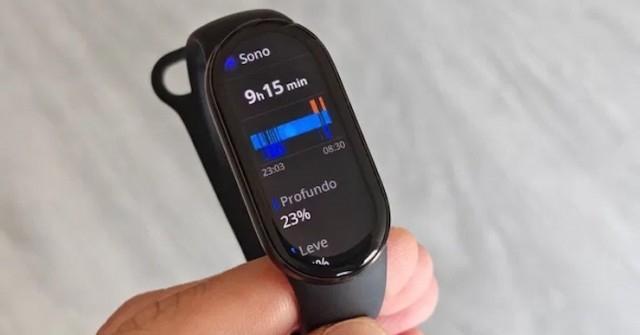 Xiaomi Smart Band 10 pin tới 21 ngày, điều khiển được nhà thông minh