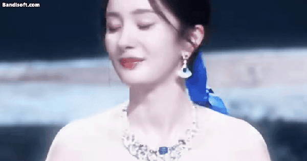Dương Mịch 17 tuổi đẹp không gì sánh nổi: Gương mặt quốc sắc thiên hương, ăn tiền nhất là đôi mắt nghìn năm có một