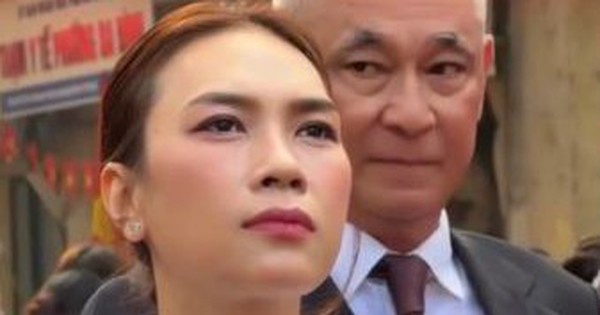 Lý do Mỹ Tâm thuê vệ sĩ lớn tuổi