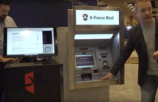 Chỉ mất 5', hacker bắt 'ATM tự động nhả tiền': Không cần mật khẩu, không ghi nhận giao dịch trên hệ thống