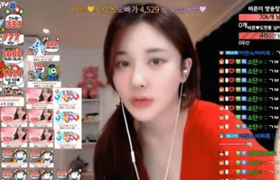 Nghẹn lòng chuyện hậu trường các nữ streamer: Quá áp lực vì công việc, tìm cách bỏ mạng để 