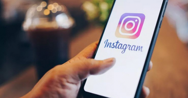 Nhiều người dùng Instagram bị khóa tài khoản không lý do