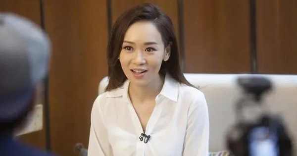 Hết bê bối làm 