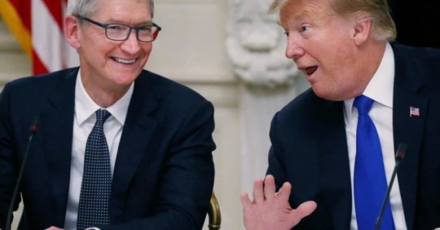 CEO Apple chi 1 triệu USD cho quỹ nhậm chức của Tân tổng thống  Donald Trump