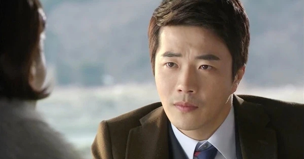 Kwon Sang Woo sững sờ nhận kết quả chụp phổi trắng xóa: “Tôi sắp chết rồi sao?”