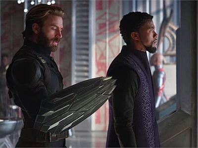 Chiếc khiên của Steve Rogers trong INFINITY WAR nay đã xuất hiện ngoài đời thực