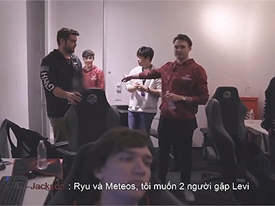 [Vietsub] Lần đầu ra mắt của Levi trước các thành viên của 100 Thieves