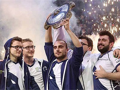 DOTA2: Liquid là cái tên đầu tiên nhận được vé mời đến The International 8