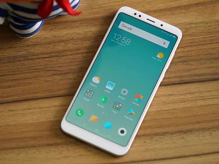 FPT Shop mở bán độc quyền Xiaomi Redmi Note 5, giá 4,9 triệu đồng