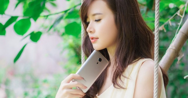 2020: Đâu rồi thời smartphone cấu hình khủng, giá rẻ?