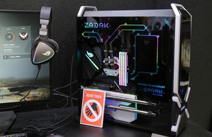 Zadak nổi bật giữa Computex với những bộ PC nhỏ bé đẹp tuyệt mỹ, mỗi tội giá toàn trăm triệu