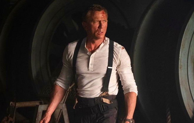 Daniel Craig đưa 007 trở lại cố hương