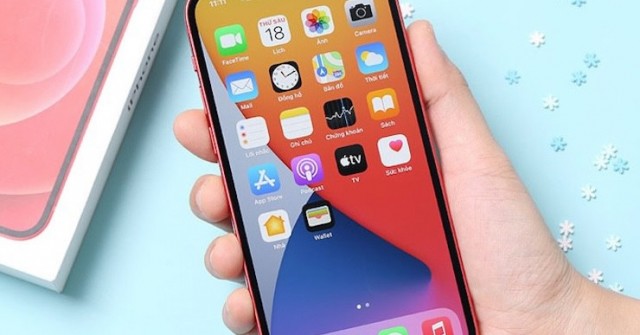 Giá iPhone 12 tháng 6/2024: Bất ngờ giảm thêm tới 600.000 đồng