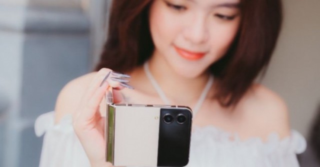 Samsung ngày càng gặp nguy trong phân khúc smartphone màn hình gập