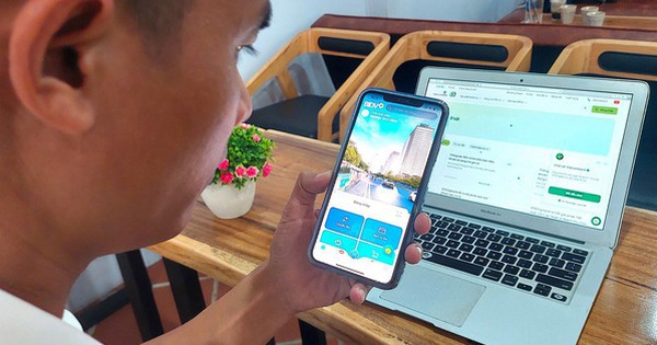 Tài khoản ngân hàng đột nhiên nhận được 200 triệu, một lúc sau có người gọi điện yêu cầu trả lại: Cặp vợ chồng nghi bị lừa đảo liền báo công an