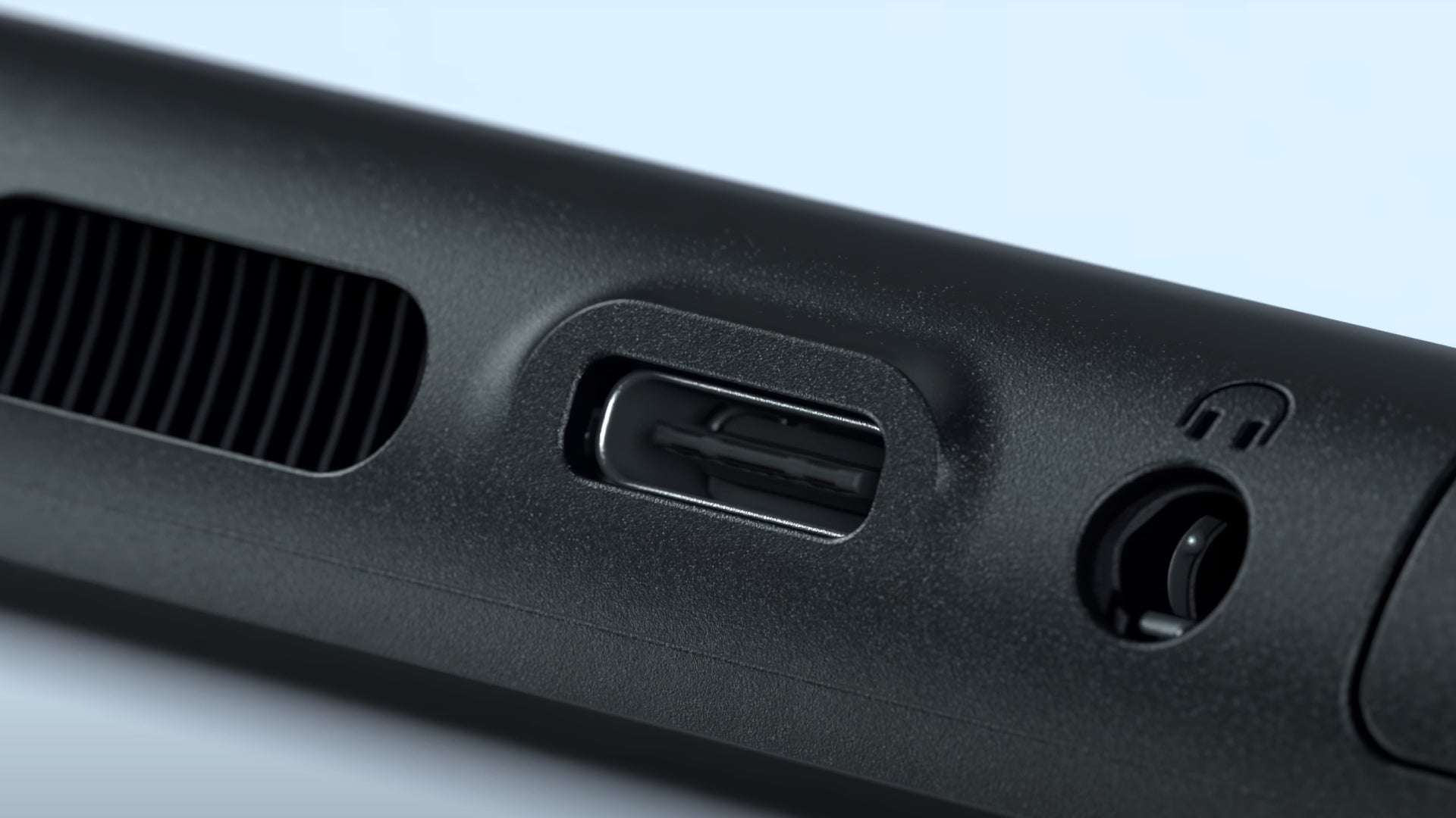 Nintendo Switch 2 bị giới hạn cổng USB-C: Phụ kiện bên thứ ba gần như không thể sử dụng