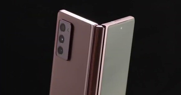 Galaxy Z Fold2 đã có video trên tay, xác nhận thiết kế mới lột xác