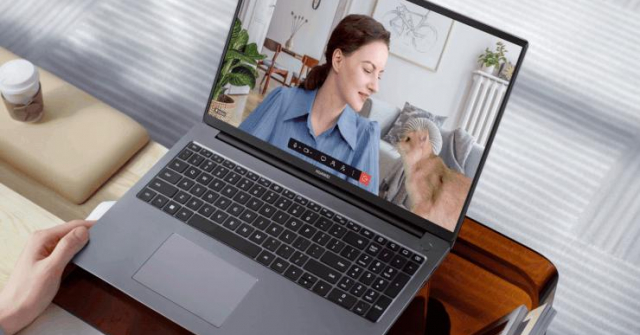 Trên tay laptop MateBook D16: Thiết kế mỏng, màn hình lớn