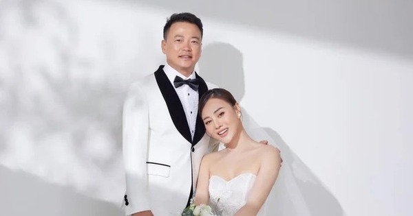 Phương Oanh lên tiếng chuyện tổ chức đám cưới với Shark Bình
