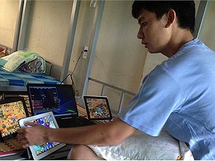 Chơi game mobile 40 giờ liên tục, nam sinh 17 tuổi đã phải nằm viện gần 6 tháng