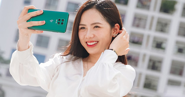 Vsmart Aris với camera selfie dưới màn hình lại được nhá hàng