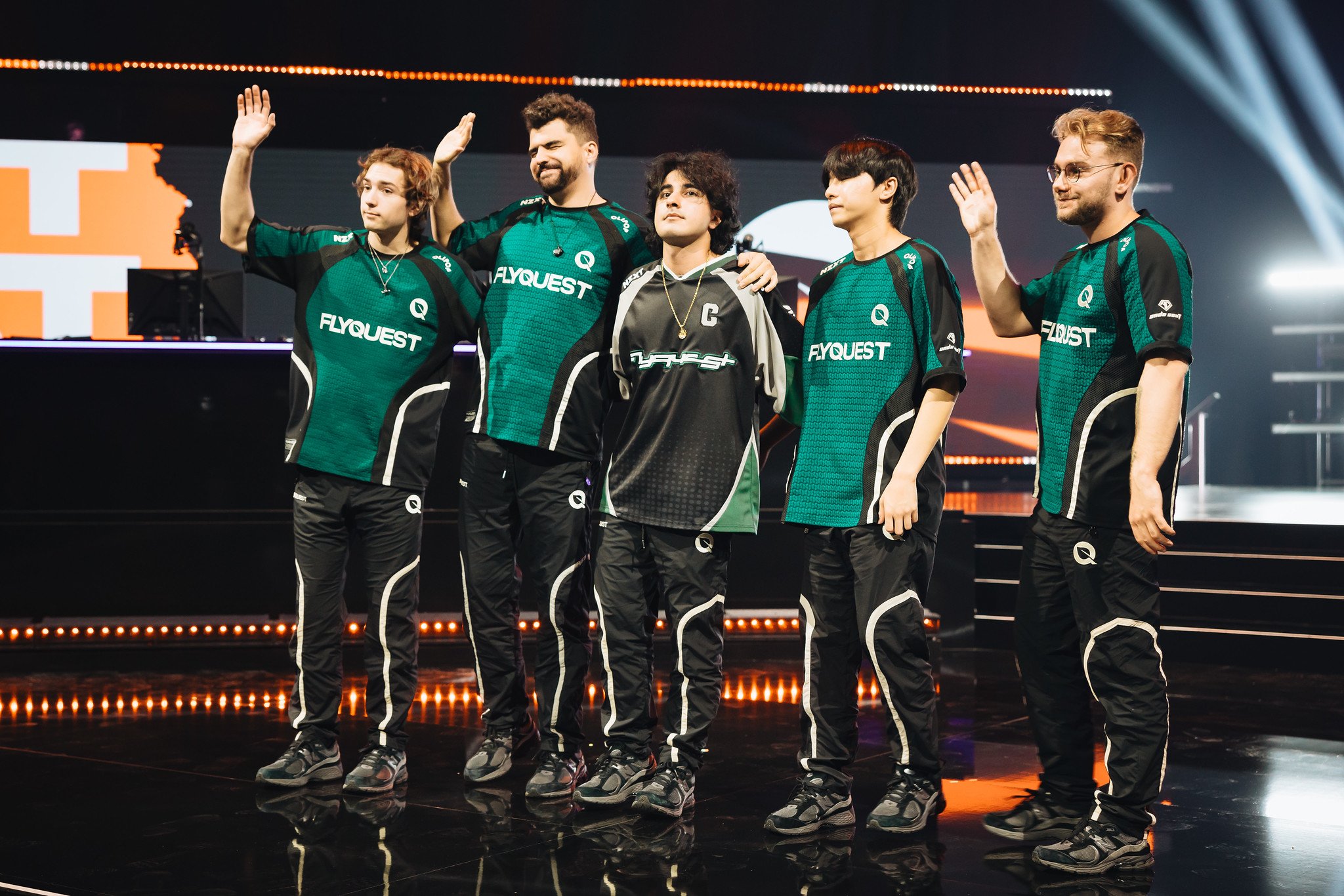 LMHT: "Ông vua bài dị" khu vực Bắc Mỹ, FlyQuest Đưa Ra Thông Báo Khiến Nhiều Người Lo Lắng