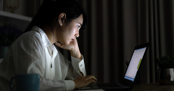 Lương hơn 55 triệu đồng/tháng, tài khoản tiết kiệm hơn 3,6 tỷ đồng, cô gái 28 tuổi vẫn thừa nhận: “Không thiếu tiền nhưng luôn bất an, đêm không ngủ được”