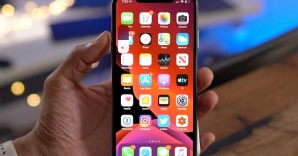 Những tính năng của iPhone X khiến iPhone 8 