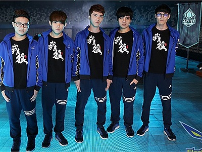 LMHT: Flash Wolves công bố đội hình mùa giải 2018 với 7 thành viên cùng 2 nguời đi rừng thay thế Karsa