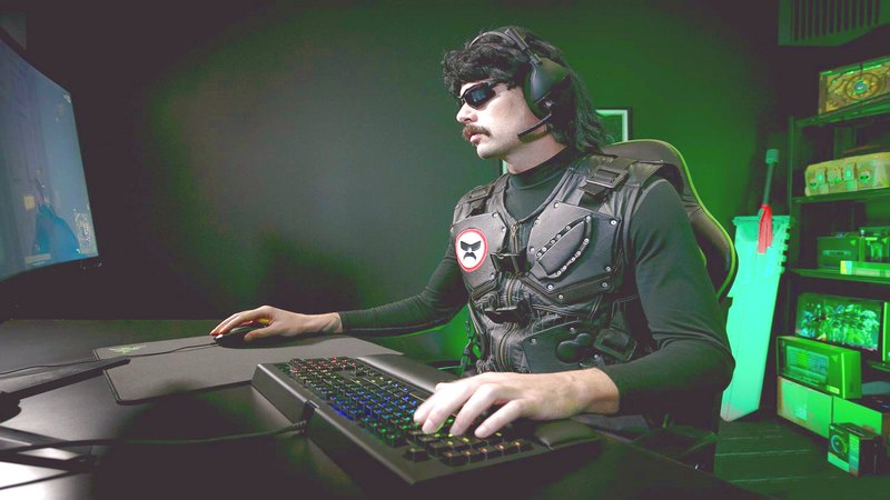 Trở lại PUBG sau scandal ngoại tình, Dr. Disrespect nhận ngay 5000 đô