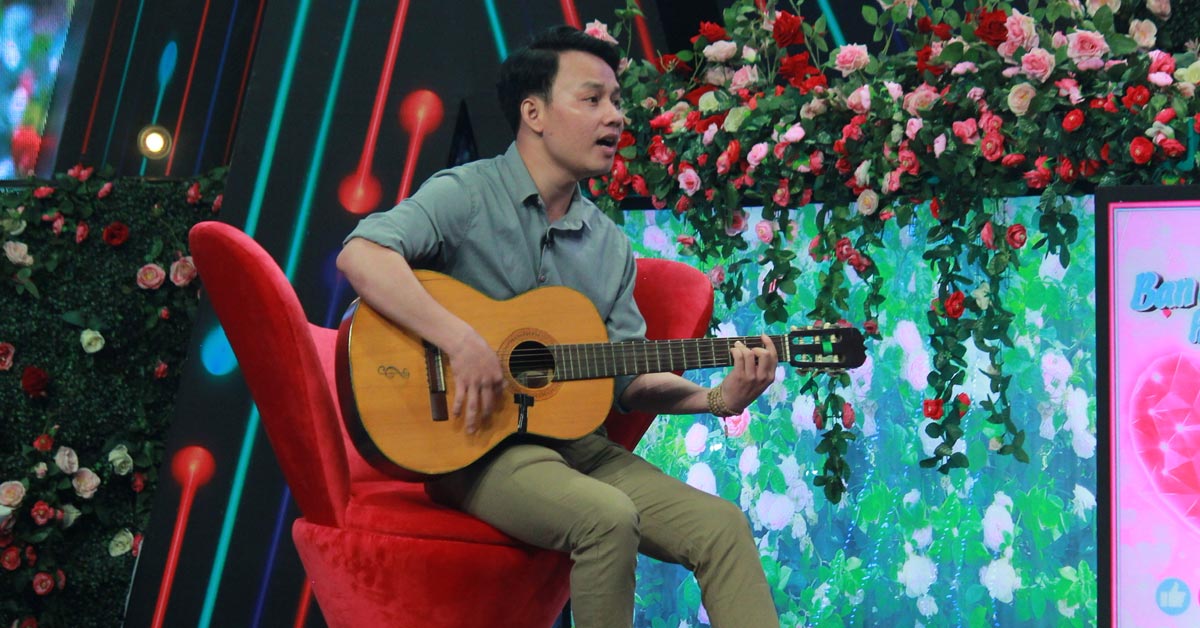Đến “Bạn muốn hẹn hò” cho ba vui, thầy giáo cưới được vợ “xịn”