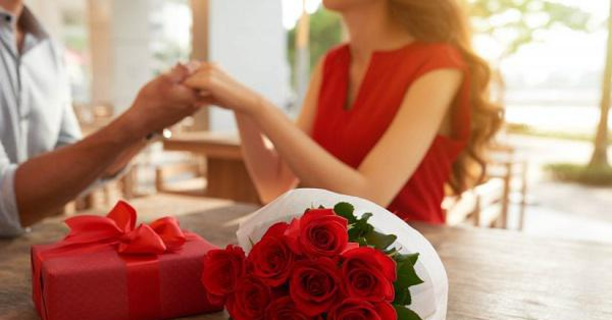Những món quà 8/3 tặng vợ, người yêu cực ngọt ngào khiến nàng thích mê
