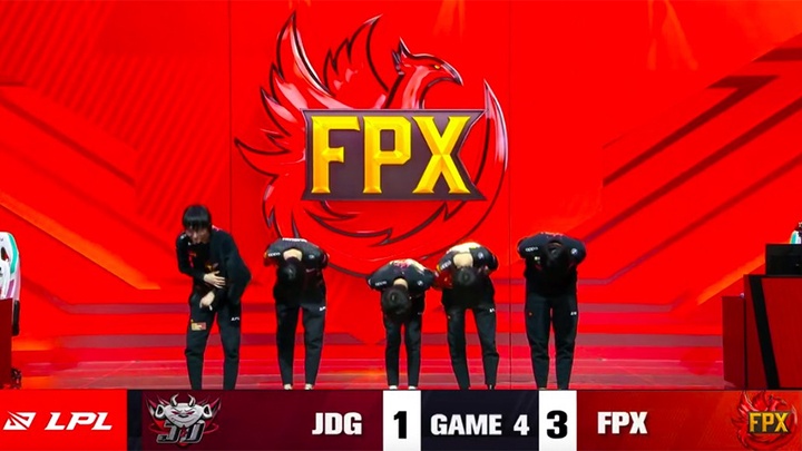 Kết quả Playoffs LPL Mùa Xuân 2021 hôm nay 5/4: JDG vs FPX - Phượng Hoàng tung cánh