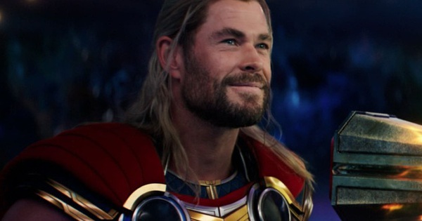 Chris Hemsworth xúc động nhìn lại chặng đường đồng hành với vai diễn 