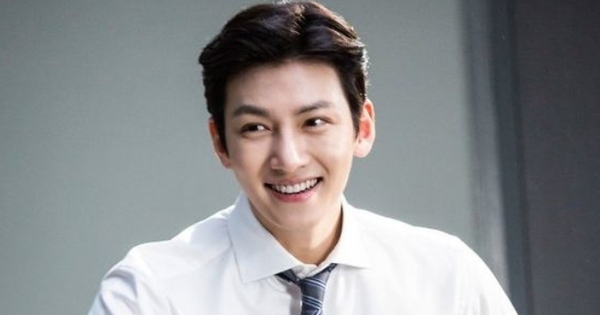 Ji Chang Wook nhắn tin dụ dỗ, khiến 1 người phụ nữ quyết ly hôn chồng?