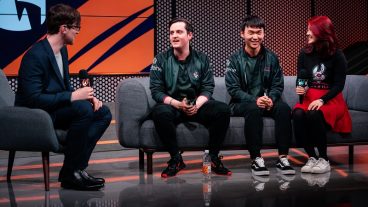 Thi đấu kém cỏi, GorillA và sOAZ chính thức bị Misfits chấm dứt hợp đồng! - eSports