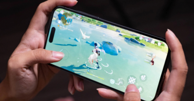 Video: iPhone 14 Pro Max sau 1 năm ra mắt còn 