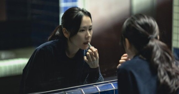 Son Ye Jin làm gì để cứu vớt cuộc hôn nhân đang vụn vỡ?