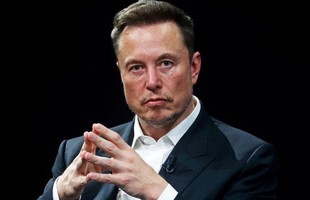 Elon Musk bị khách hàng Tesla công kích dữ dội vì ‘lừa đảo’