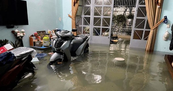 Mưa bão nhà ngập hay ướt sàn, phải nhớ làm việc này trước tiên: Đơn giản nhưng nhiều người chủ quan