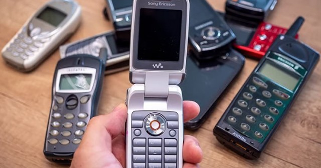 Những điện thoại từng thống trị trước khi smartphone lên ngôi
